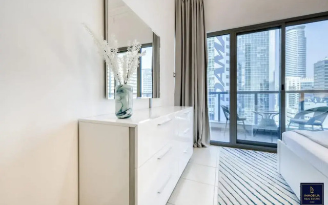 Luxury 1 Bedroom with Sea View Flat