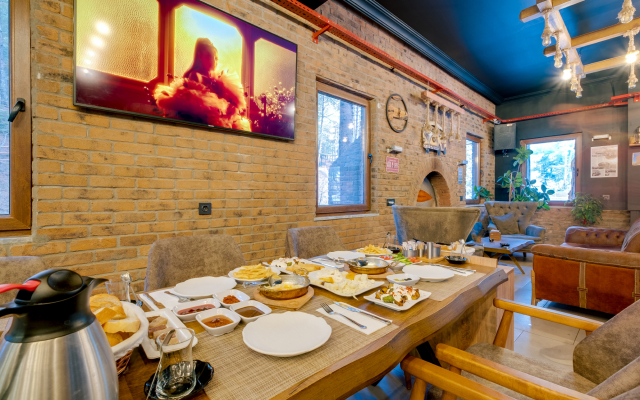 Doceia Hotel
