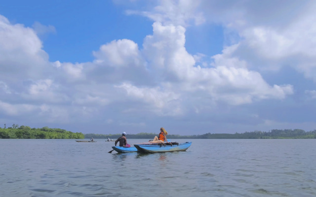 33 Lake Terrace Hotel