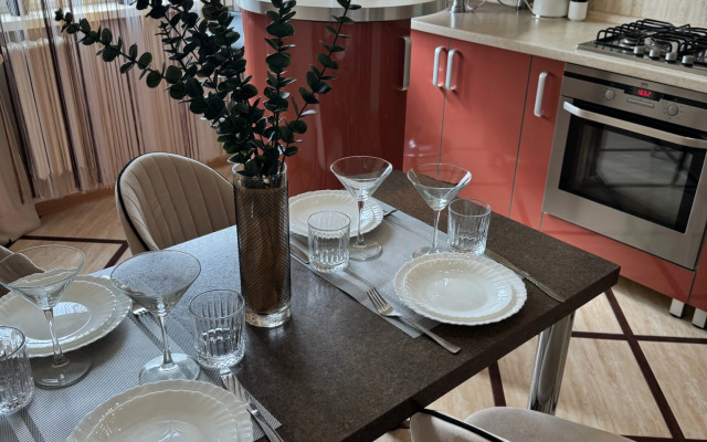 Pereulok Dzerzhinskogo 10 Apartments