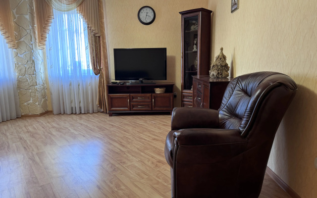 39kvartir Na M. Raskovoy 4 Apartments