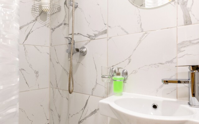 Апартаменты Улучшенная Студия Сити Групп на Саперном Переулке 8