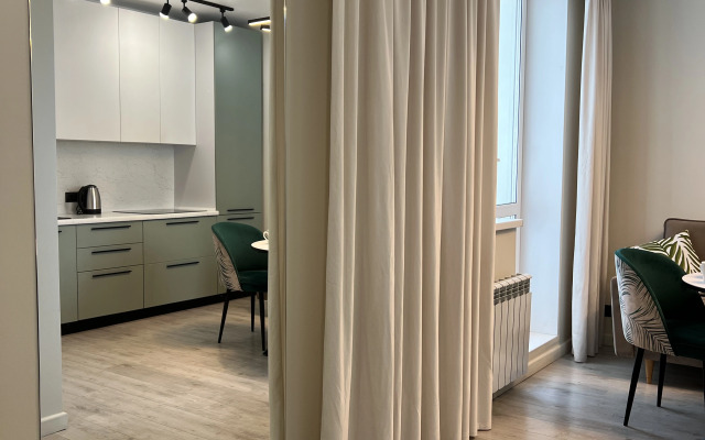 Sovremennaya Ryadom S Tsentrom Flat