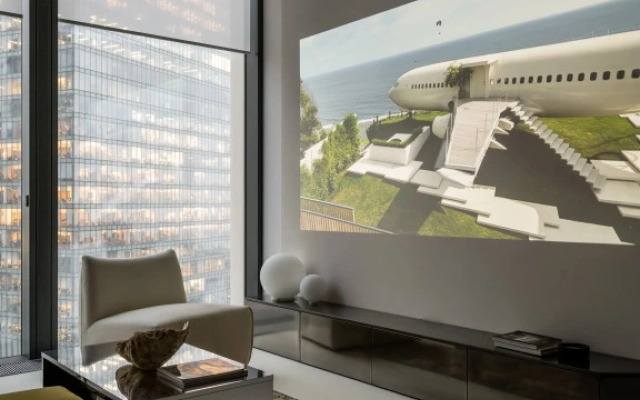 Stylish Apartment with Views of the Towers on the 39th Floor