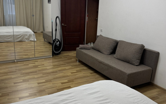 Квартира на Кадомцева