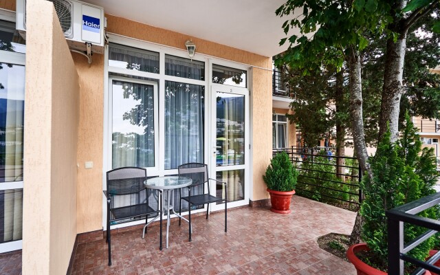 Crimskaya Nitstsa Guest House