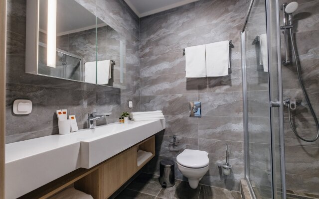 Yes Botanical Apartments