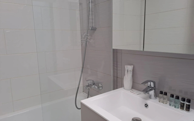 Апартаменты Белая Сова Жк Лайнер Запад 235