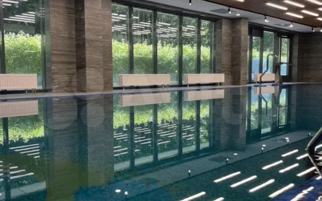 Апартаменты 3Roomz с бассейном и спортзалом