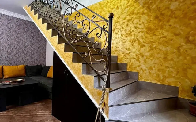 Частный Дом New 3 bedroom house each room rentable separately