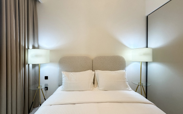 Апартаменты Keyrock Living Seaview Stay at Emaar Beachfront