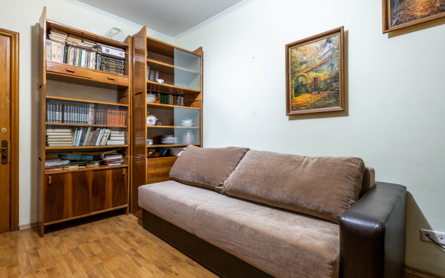 Апартаменты Domumetro на Введенского 24