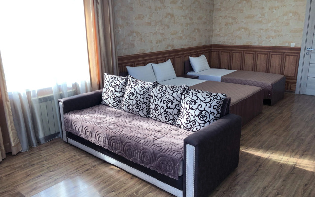 Guest house Afalina Plyus Allama Group