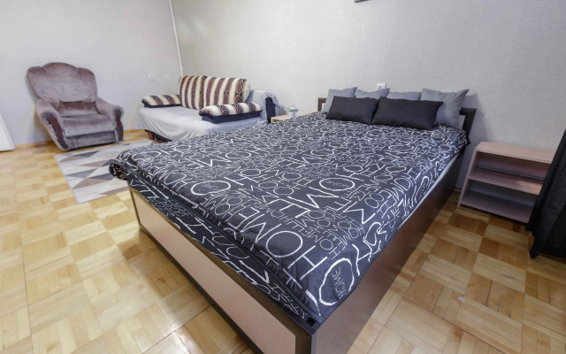 Smolsutki Pr-T Gagarina 26 (2Komn) Flat