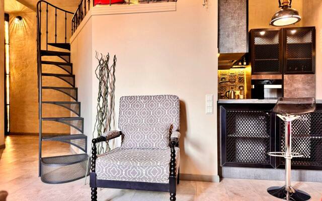 Квартира дизайнерская на Земляном валу МосАртАпарт