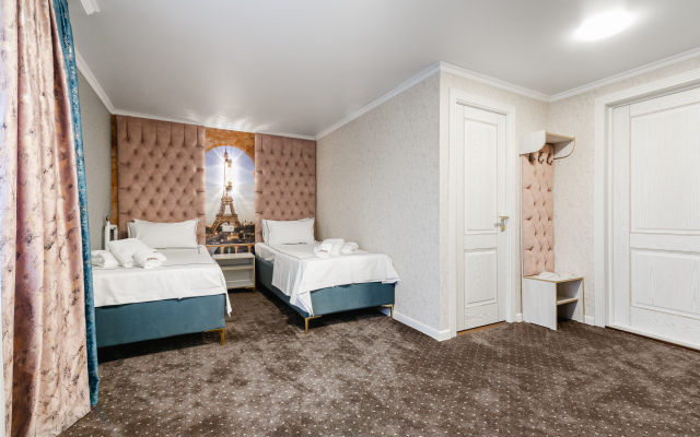Rim Grand Hotel