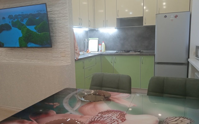 Lyuks 56m U Auri Apartments