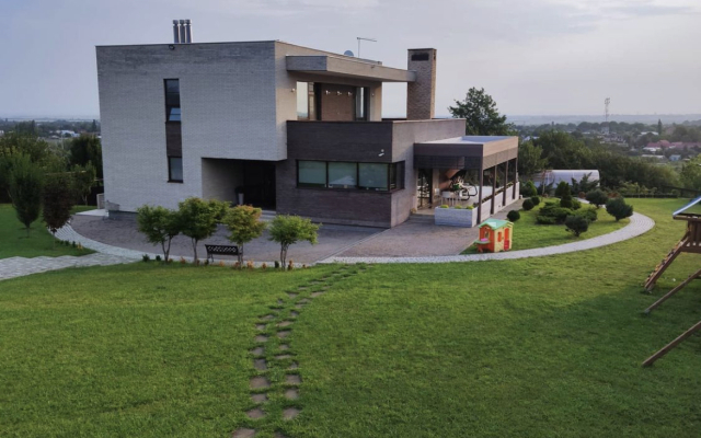 Вилла семейная Саниба в горах Осетии