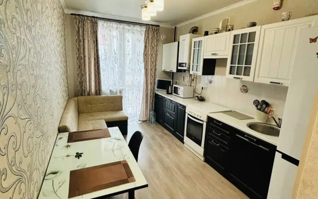 Uyutnaya kvartira v spalnom rayone Flat