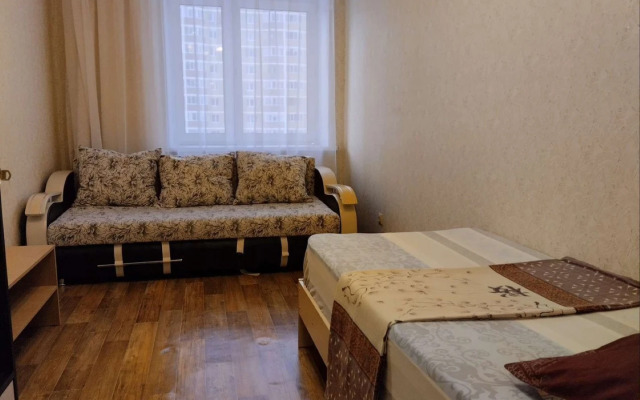 Na Ulitse Andreya Bushueva 4 Flat