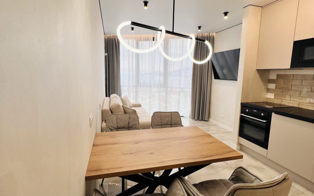 Lyuks S Vidom Na More Flat
