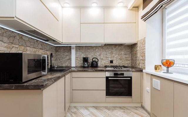 Flat Prostornaya Kvartira V Tsentre