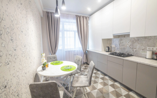 Квартира на Декабристов 36