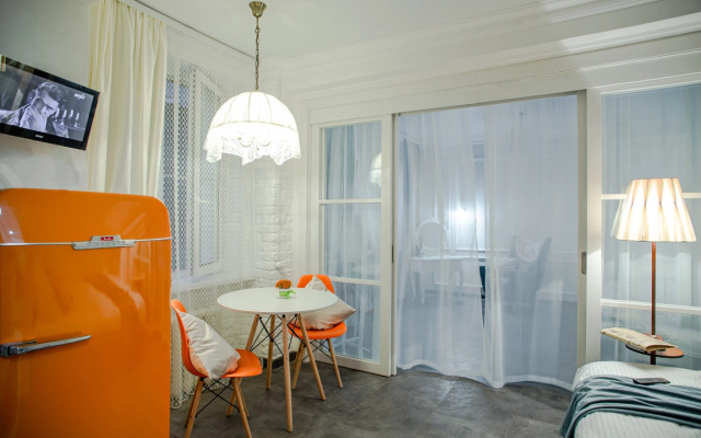 ElenaSweetHome Retro Apartment on Chistye Prudy
