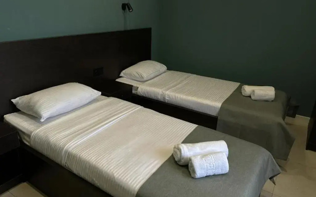 Route Hotel