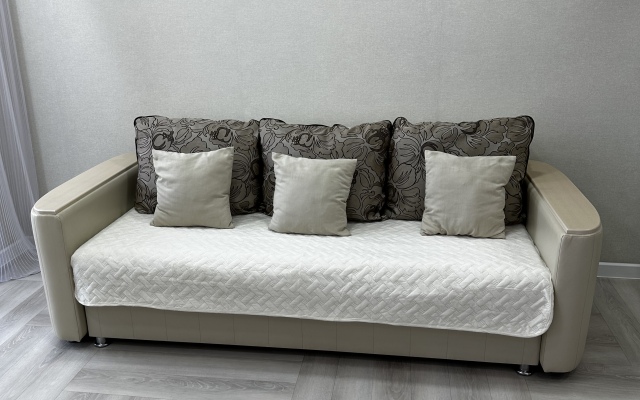 Kvartiry posutochno Flat