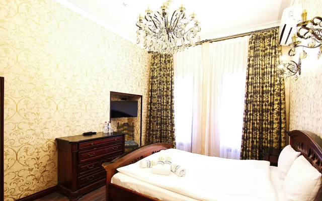 Royal Historical Boutique