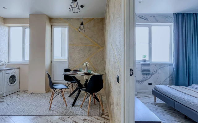 Квартира Green FOX с видом на город и реку Кутум