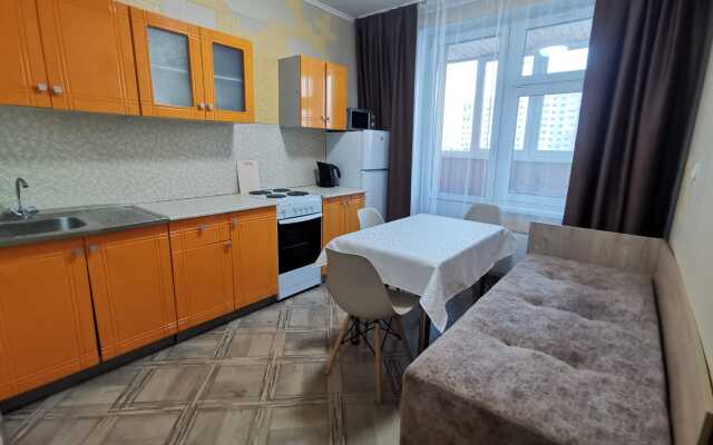 Odnokomnatnaya Kvartira V Sovremennom Rayone Goroda Apartments
