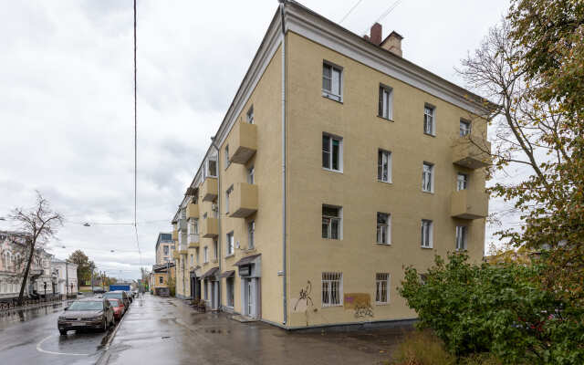 Квартира двухкомнатная Stepanenkov в центре на Маслякова 9