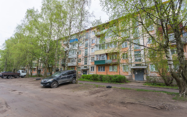 V Spalnom Rayone Flat