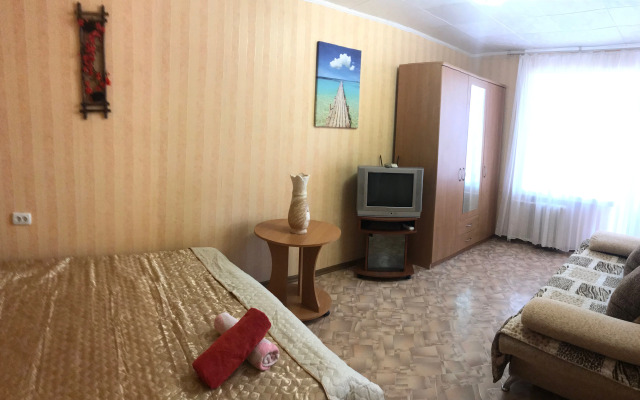 Na U. Kechkemetskaya 101 Flat