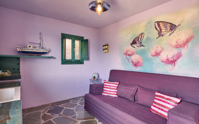 Green n Blue Apartments