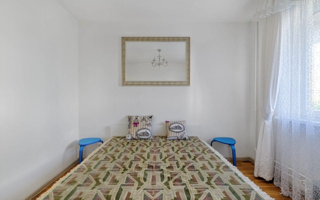 Апартаменты Изюмская недалеко от метро