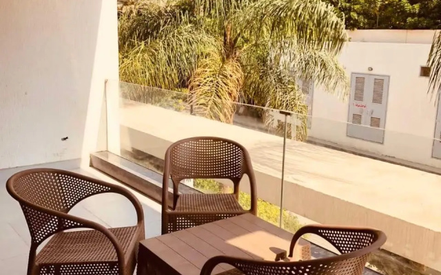 Spacious 2 Bedroom apartment with stunning views