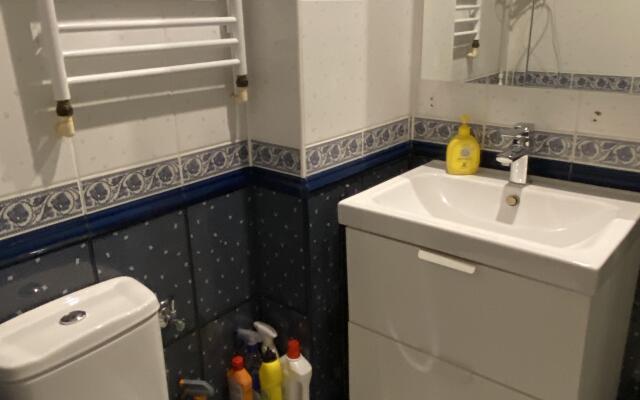 Апартаменты На Старопрегольской Набережной 16