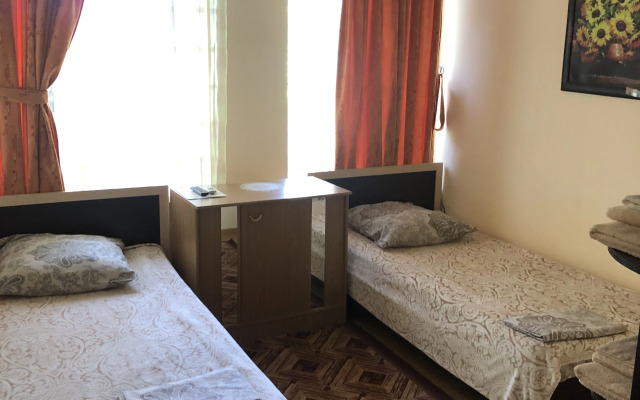 Na Dvoryanskoj Hotel