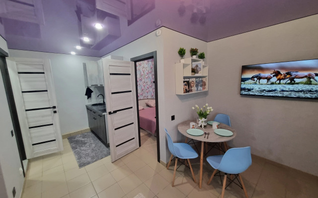 Novye 2 Komnatnye V Centre Neftyanikov  Apartaments