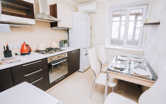 Атлант на улице Рижская 2