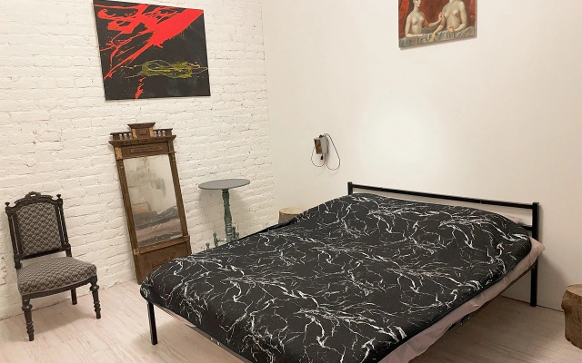 Квартира Просторная двухкомнатная квартира BombFlat на Достоевского