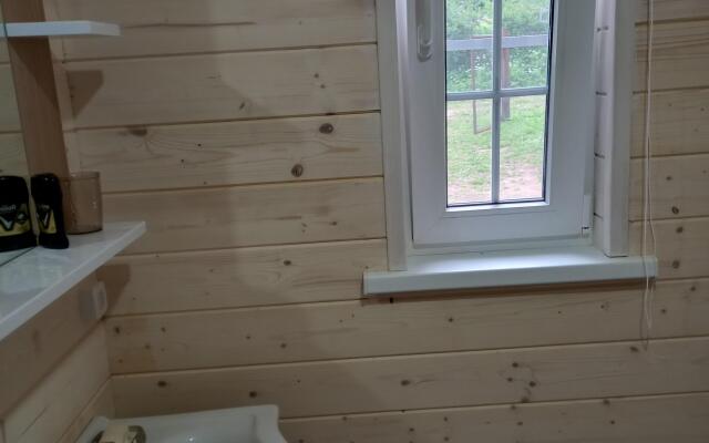 Domik Na Ozere Guest house