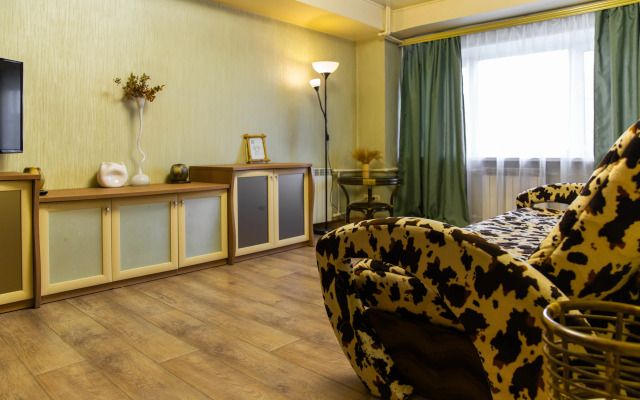 SAS 2k na Kosmicheskom proezde Flat