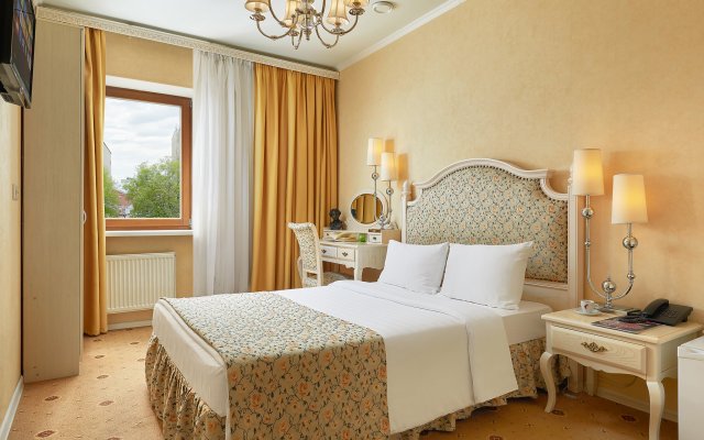 Pushkin Hotel