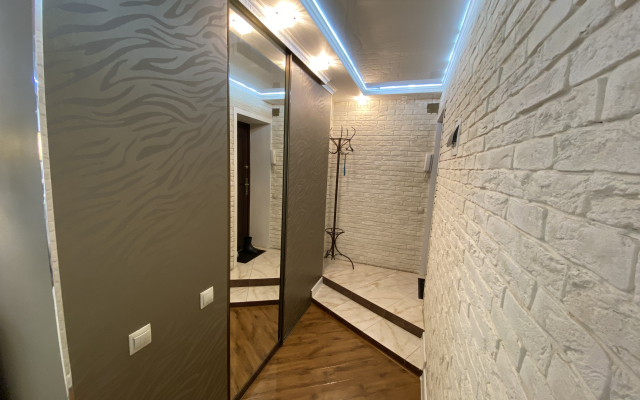 V Tsentre Pyataya Avenyu Apartments