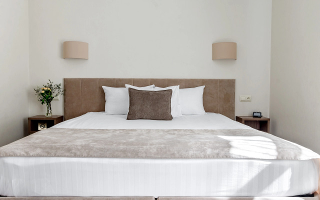 Staryij Dvorik Na Orlovskoj Hotel