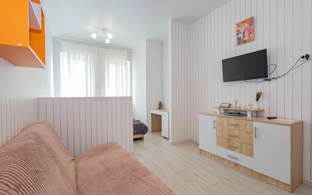 Апартаменты новые и комфортные возле красивого озера